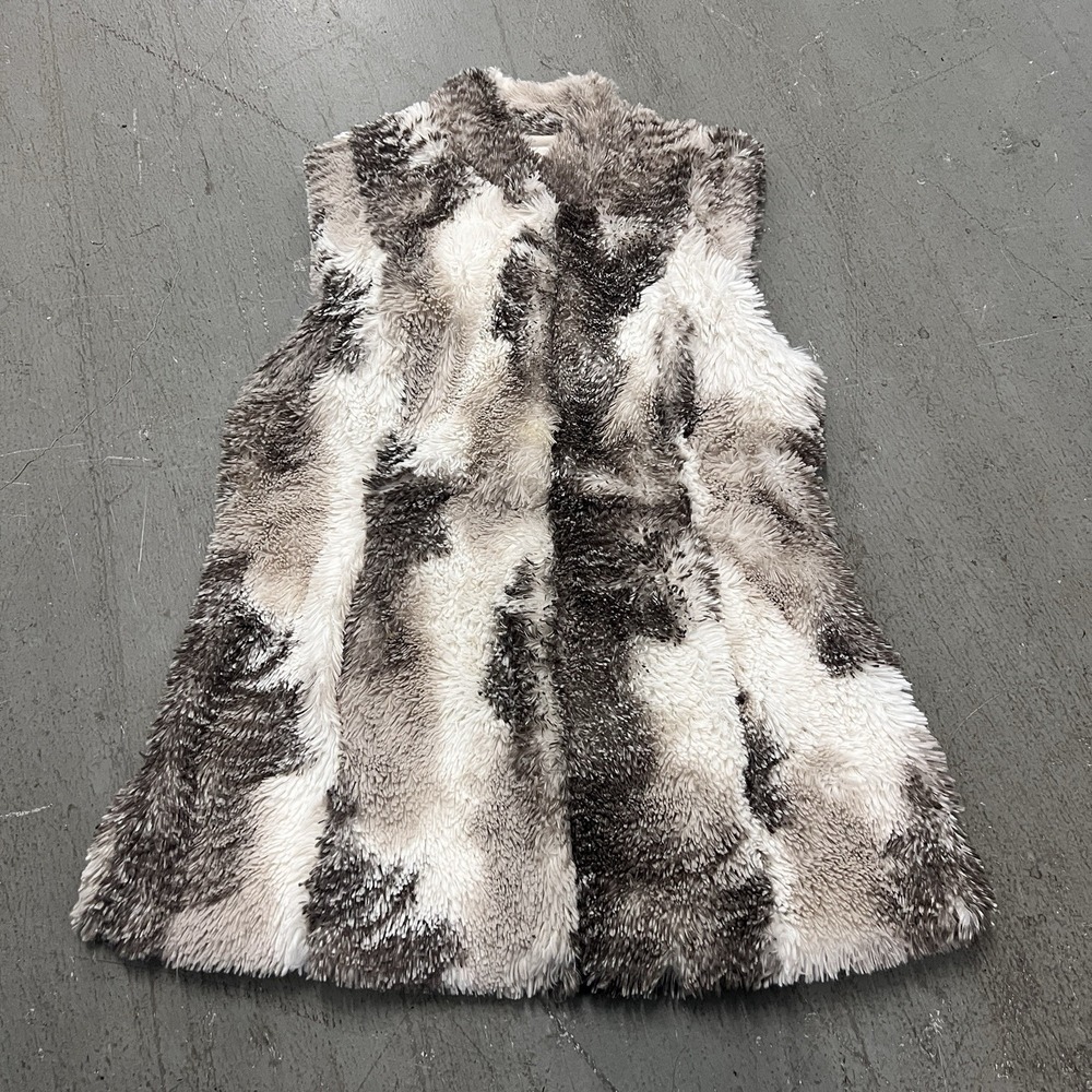 Cabi Women's Aspen Faux Fur Zip Front Vest White Tan Multi Sleeveless Size Small